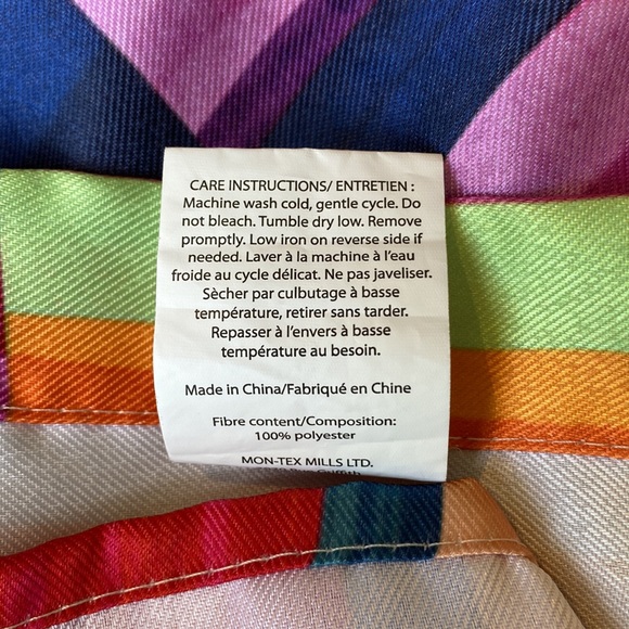 Montex Shower Curtain and Weighted Liner - Picture 5 of 7